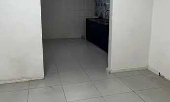 Imagem 2: Casa para alugar com, armário na cozinha, vaga de garagem a 5 minutos da estação patriarca