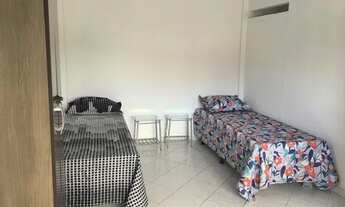 Imagem: Vaga para moças