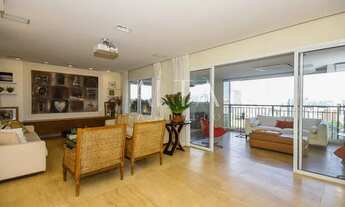 Imagem 2: Apartamento para venda com 247 metros quadrados com 4 quartos