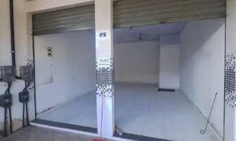 Imagem: Excelentes Lojas na rua principal est. Do