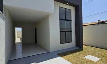 Imagem 2: Casa Térrea de 2/4 com 1 suíte de 84 m², ventilado, sombra, quintal e 1 vaga por 229.999