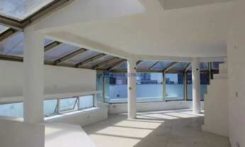 Imagem: Cobertura triplex, em Santa Cecília, com