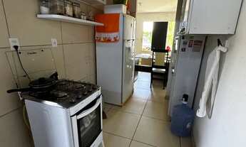 Imagem 7: Casa com quintal na rua principal em Condomínio