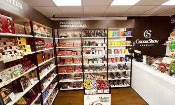 Imagem 2: Oportunidade Única - Vendo 2 Lojas da Cacau Show Já em Operação