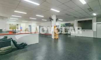 Imagem 6: Prédio comercial em Santana