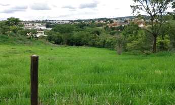 Imagem 4: Chácara de 22.000m2, com casa de recreio, vista panorâmica, entrada pela avenida Goiás