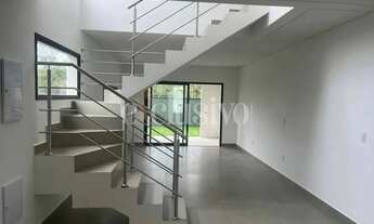 Imagem 5: Casa nova no Ribeirão da Ilha em loteamento planejado