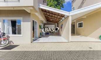 Imagem 3: Casa à venda no Condomínio Xaxim em Curitiba - 2 dormitórios, armários e 2 vagas