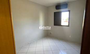 Imagem 5: Apartamento com 2 quartos sendo 1 suíte disponível para venda no bairro Brasil em Uberlând