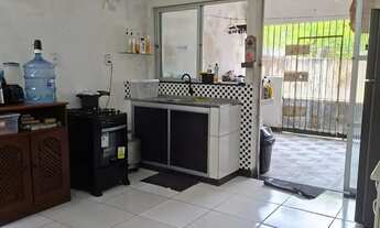 Imagem 5: Casa térrea med. 4x70 na Tv. Timbó px. a Av. Pedro Miranda e o Basa