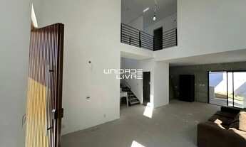 Imagem 3: Sobrado em fase final de construção