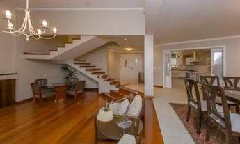 Imagem 6: Belíssima casa à venda no bairro Teresópolis com 380m² de área construída