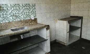 Imagem 5: Lote c/ 360 m², c/ 2 casas. Sendo 1 cs com 3 qtos e a outra com 2 qtos. Total 4 vagas