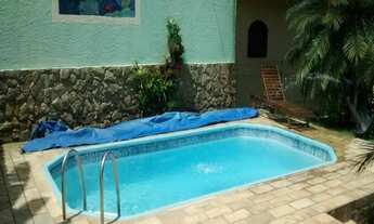 Imagem 2: ITACURUÇA - ÓTIMA CASA COM 3 QUARTOS - MOBILIADA