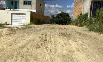 Imagem 2: Lote plano no bairro colonial murado de dois lados 450ms