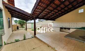 Imagem 4: Casa com 3 dormitórios à venda, 387 m² por R$ 600.000,00 - Vila Santa Isabel - Anápolis/GO