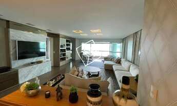 Imagem 2: Apartamento frente mar no Edifício Champs Elysees em Balneário Camboriú