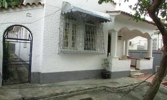 Imagem 2: Aluga-se casa com quintal, anexo de fundos, garagem