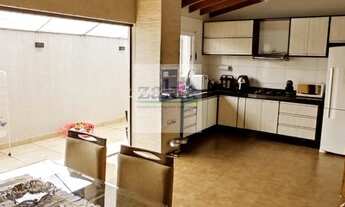 Imagem 3: Linda Casa de Condomínio com 2 dormitórios, sendo 1 suíte e 2 vagas de garagem