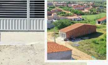 Imagem 3: Espaçosa Casa de 100m² com 2 Quartos em São Domingos, Mombaça - Aconchegante e Pronta para