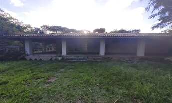 Imagem 1: EXCELENTE CASA COM EXUBERANTE ÁREA VERDE NO CONDOMÍNIO ENCONTRO DAS ÁGUAS, EM LAURO DE FRE