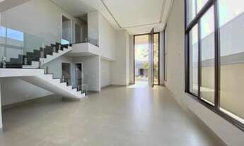 Imagem: Casa Estilo Sobrado à venda possui 313