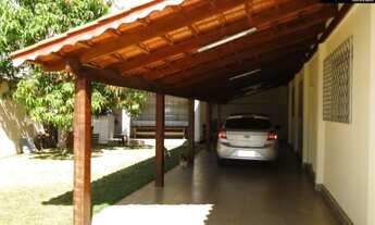 Imagem 4: Casa no Setor Coimbra, 4 Quartos (2 suítes), 2 Salas, Jardim, Área Lazer, 460m²