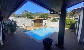 Imagem 4: Casa Espetacular em Condomínio na Freguesia