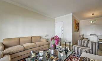 Imagem 2: Apartamento para venda possui 176 metros quadrados com 4 quartos em Moema Pássaros - São P