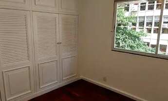 Imagem 7: Apartamento para aluguel e venda possui 121 metros quadrados com 4 quartos