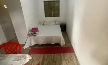 Imagem 4: Aluga- se Quitinete ( somente homens