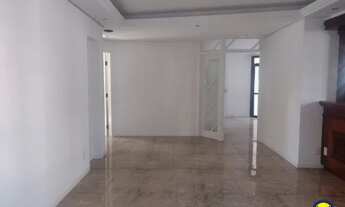 Imagem 6: Apartamento 4 dormitórios, sendo 2 suítes, lavabo, 2 vagas livres, Centro, Fpolis