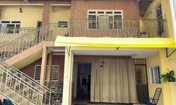 Imagem: Aluga-se quartos mobiliados - Fama