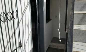 Imagem 7: ALUGO KITNET Térreo