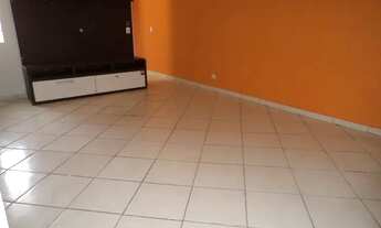 Imagem 4: Sobrado para aluguel possui 130 metros quadrados com 3 quartos