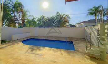 Imagem 2: Casa de condomínio para aluguel possui 430 metros quadrados com 4 quartos