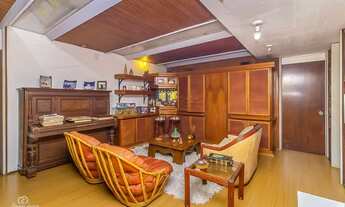 Imagem 2: Casa para venda com 250 metros quadrados com 3 quartos em Chácara das Pedras - Porto Alegr