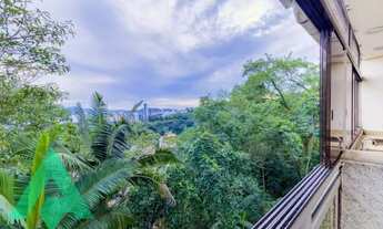 Imagem 3: Maravilhosa casa com 3 pavimentos semi mobiliada, no Bairro Ponta Aguda!