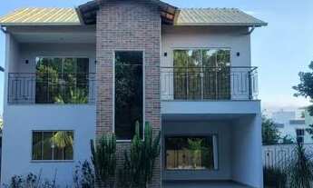 Imagem: LINDA CASA EM CONDOMINIO FECHADO