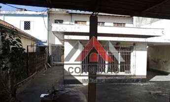 Imagem 3: Sobrado com 3 dormitórios, 2 suítes, um salão comercial para alugar, 212 m² por R$ 2.540/m