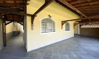 Imagem 4: Casa à venda em Campolide com 3 dormitórios sendo 1 suíte