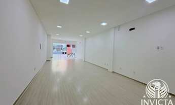 Imagem 4: Amplo ponto comercial para locação em localização estratégica de Meia Praia Itapema