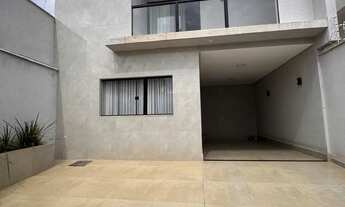 Imagem: Casa Sobrado 245m², 3 Suítes Plenas, Jardim