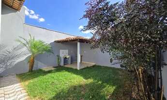 Imagem 2: Imóvel para venda tem 130 metros quadrados com 3 quartos em Jardim Mariliza - Goiânia - GO