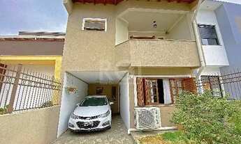 Imagem 3: Casa em Porto Alegre, no bairro Hípica, com 3 dormitório(s), e 3 banheiros, à venda