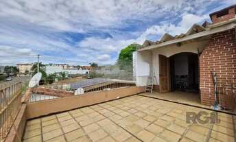 Imagem: Casa com 4 dormitórios no bairro Jardim