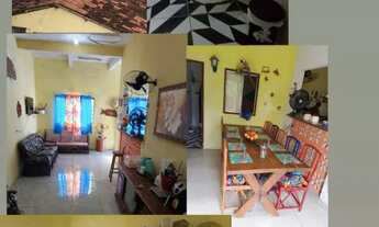 Imagem: Casa completa praticamente beira-mar em