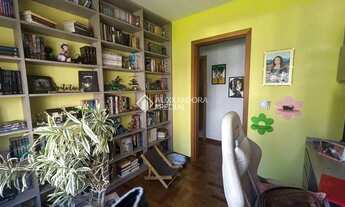 Imagem 2: 3 dormitórios com vaga, elevador e dependência