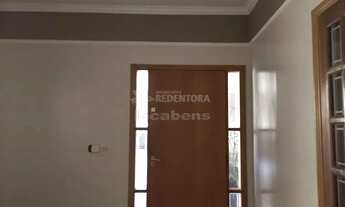 Imagem 3: Casa Padrão localizado no Bairro arque das Flores/Jardim Urupês com área gourmet e escrito