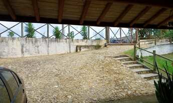 Imagem 3: Casa à venda em Rio Claro - Paraibuna/SP - Terreno amplo com pomar e área gourmet